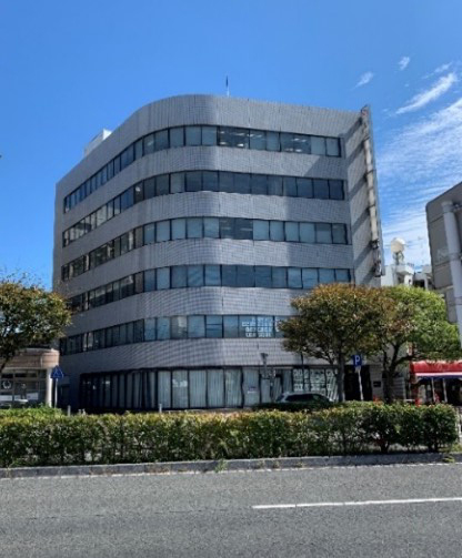 営業所入居ビル外観