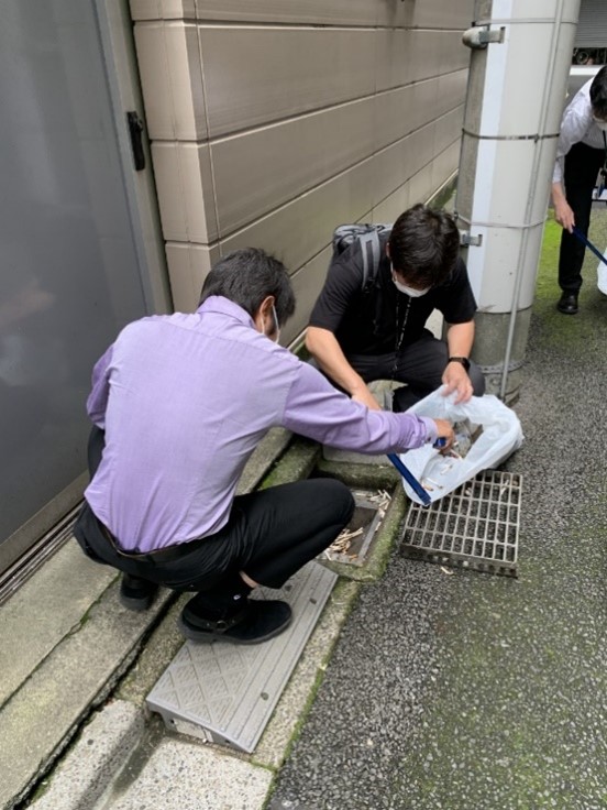 清掃活動の様子